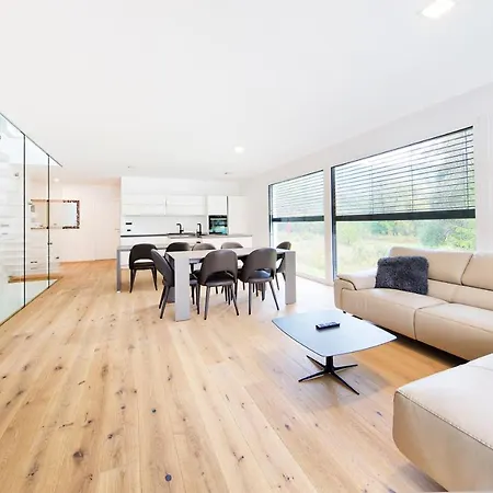 Vila Ljubljana Villa *
